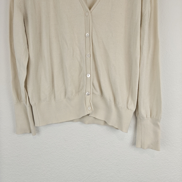 AYR The Airport Cardi V-neck Wool Blend Light Weight Ivory Sweater Size M - Picture 3 of 15